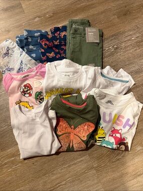 6/6x girls clothing bundle Nintendo Kids Pink and White Graphic Tops Mix
